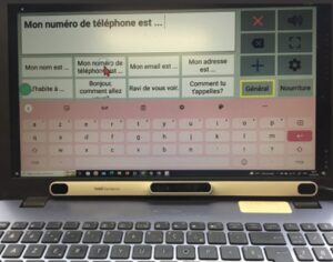 Assistant Parole utilisé sur PC avec commande oculaire
